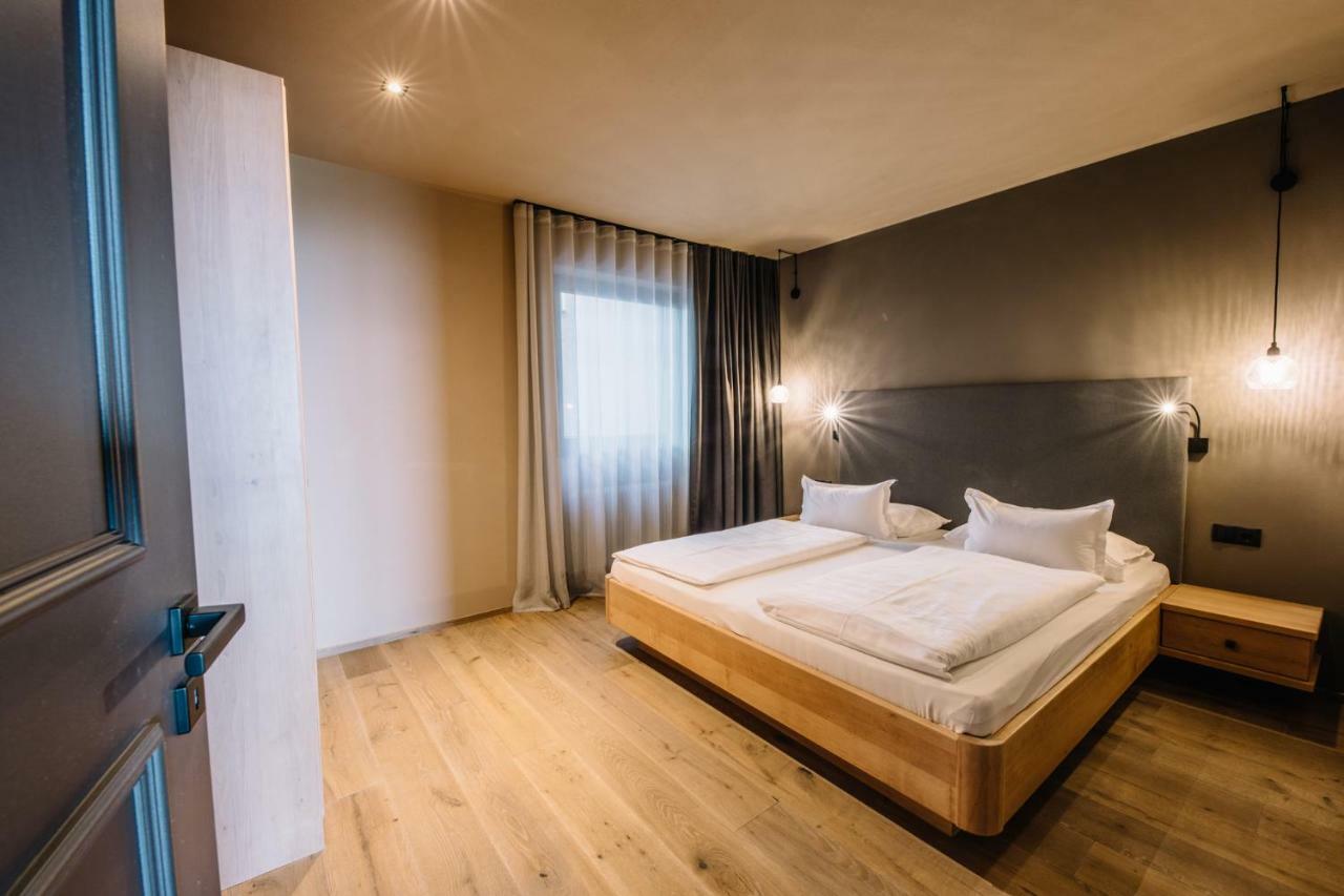 Panoramic Suites Winzerhoehe Scena Esterno foto